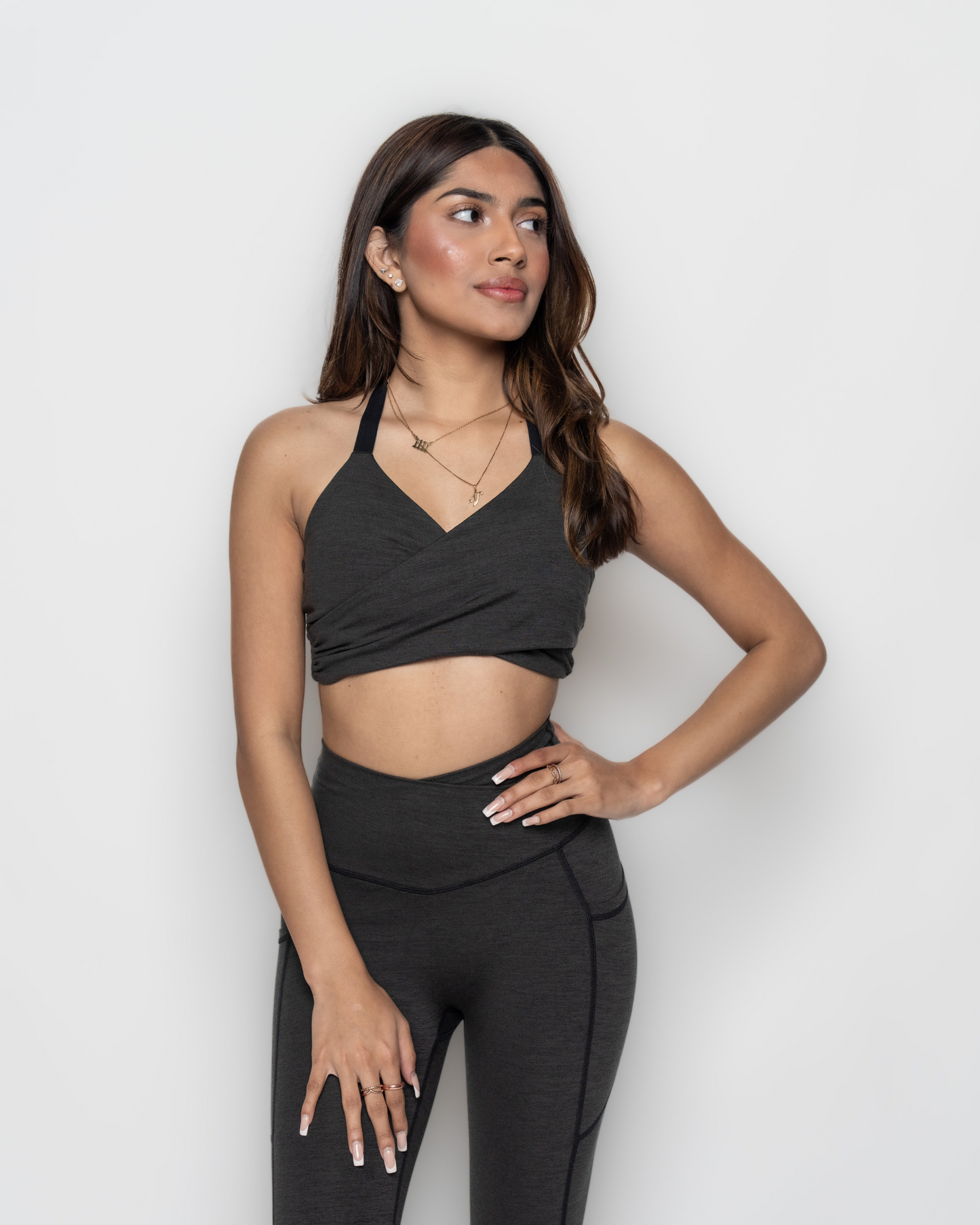 Bliss Cross 2-way Sports Bra in Black