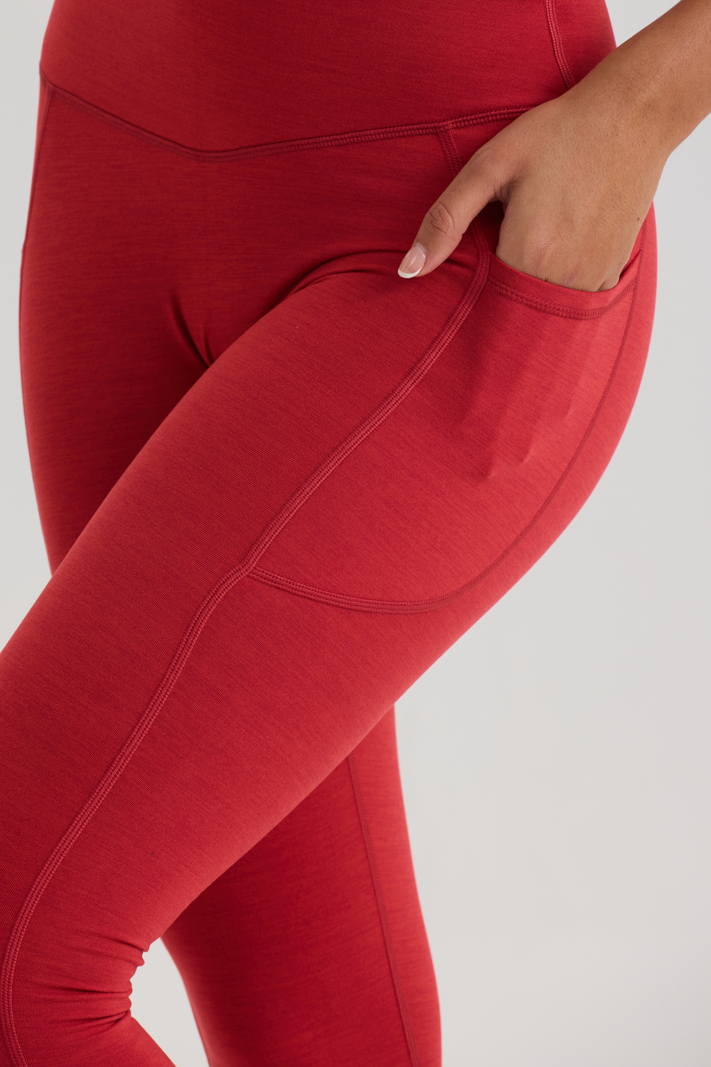 Bliss Cross Invisible Scrunch Leggings with Pockets in Ruby Red