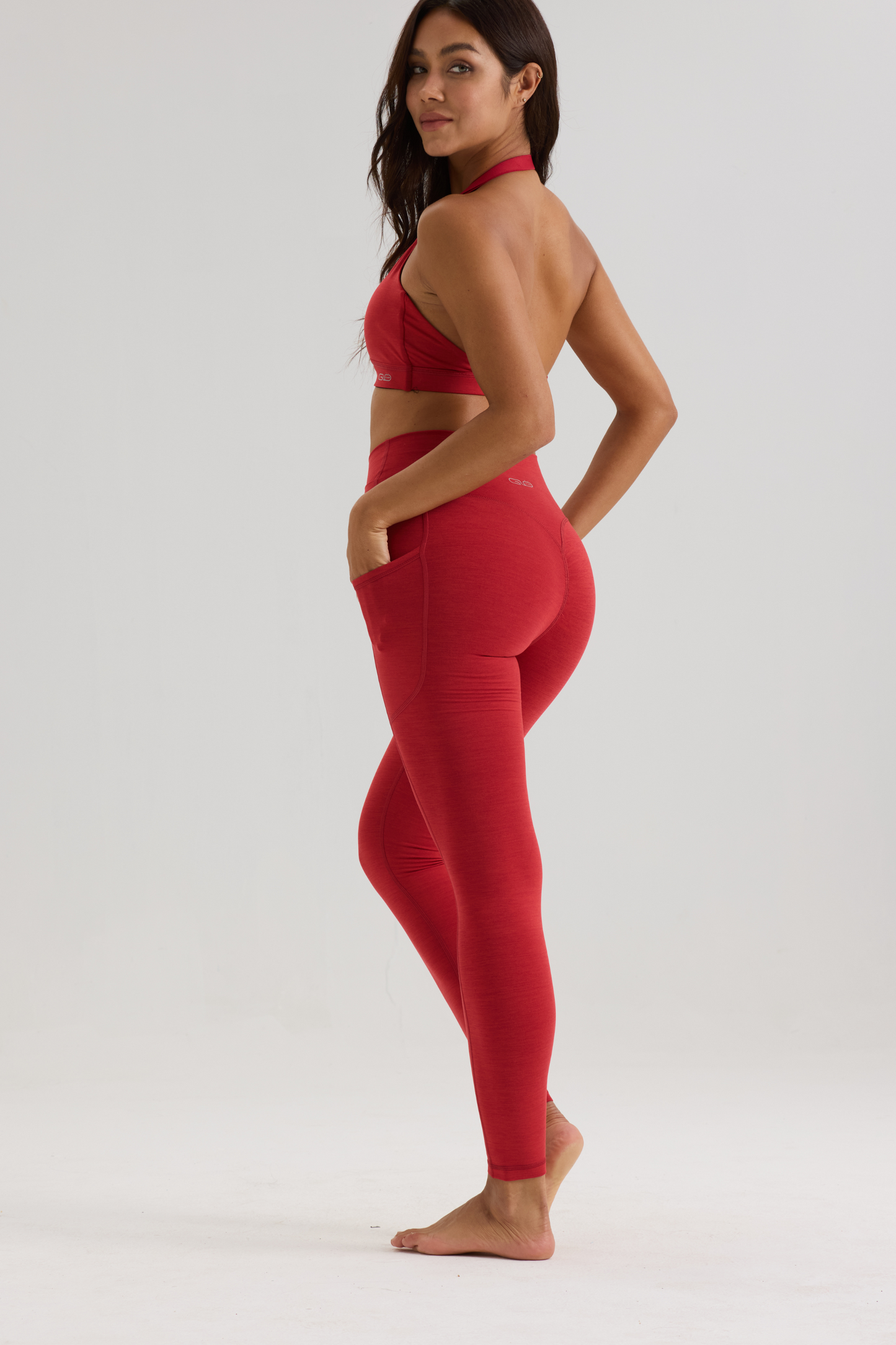 Bliss Cross Invisible Scrunch Leggings with Pockets in Ruby Red