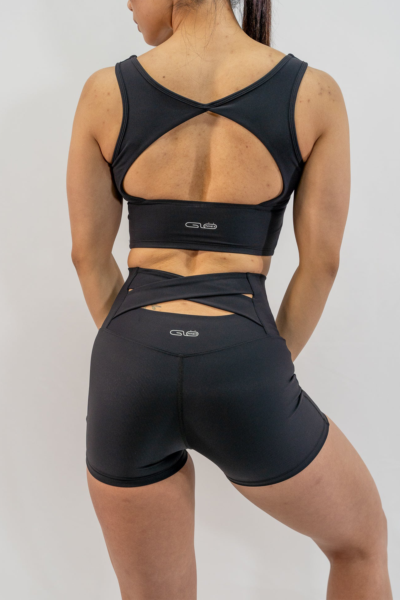 Ribbed Back Shorts in Black