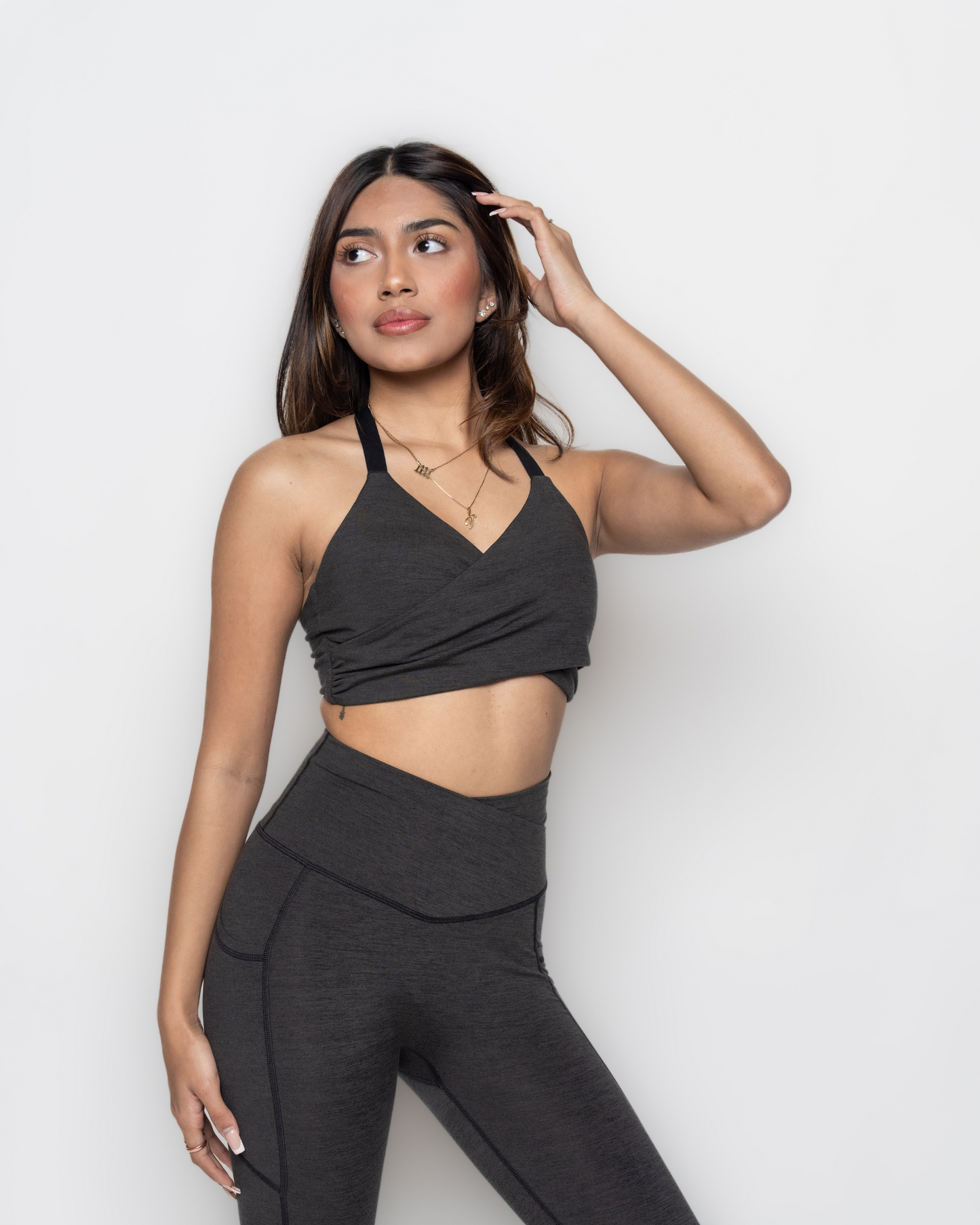 Bliss Cross 2-way Sports Bra in Black