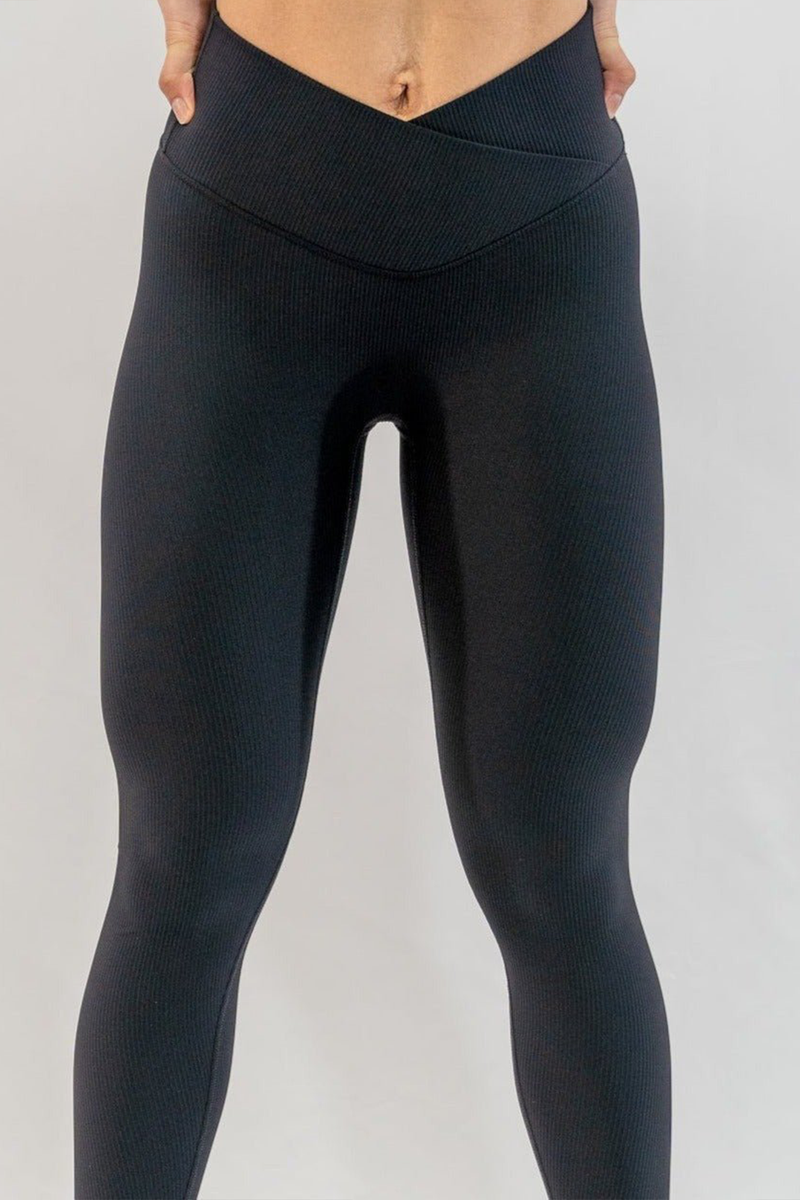 Ribbed Cross Legging in Black