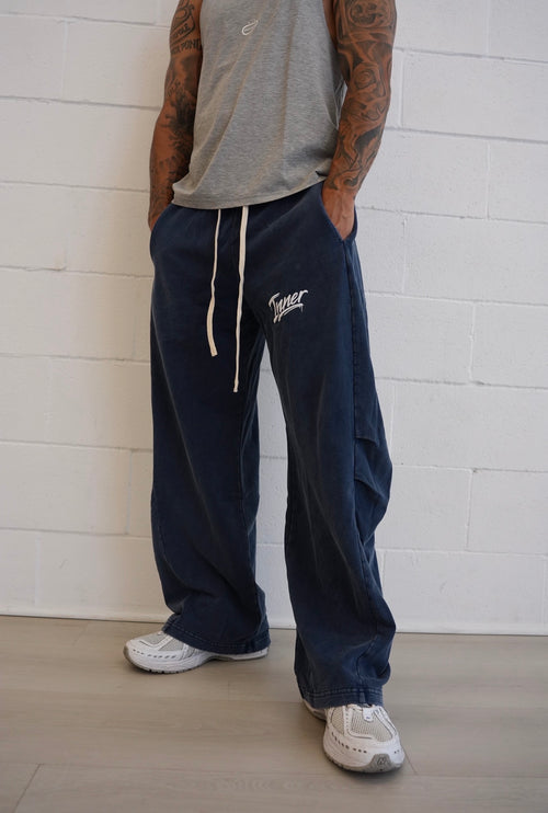 Barrel Pants in Denim Blue