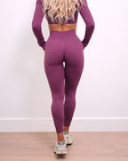 Refine Seamless Leggings in Deep Purple