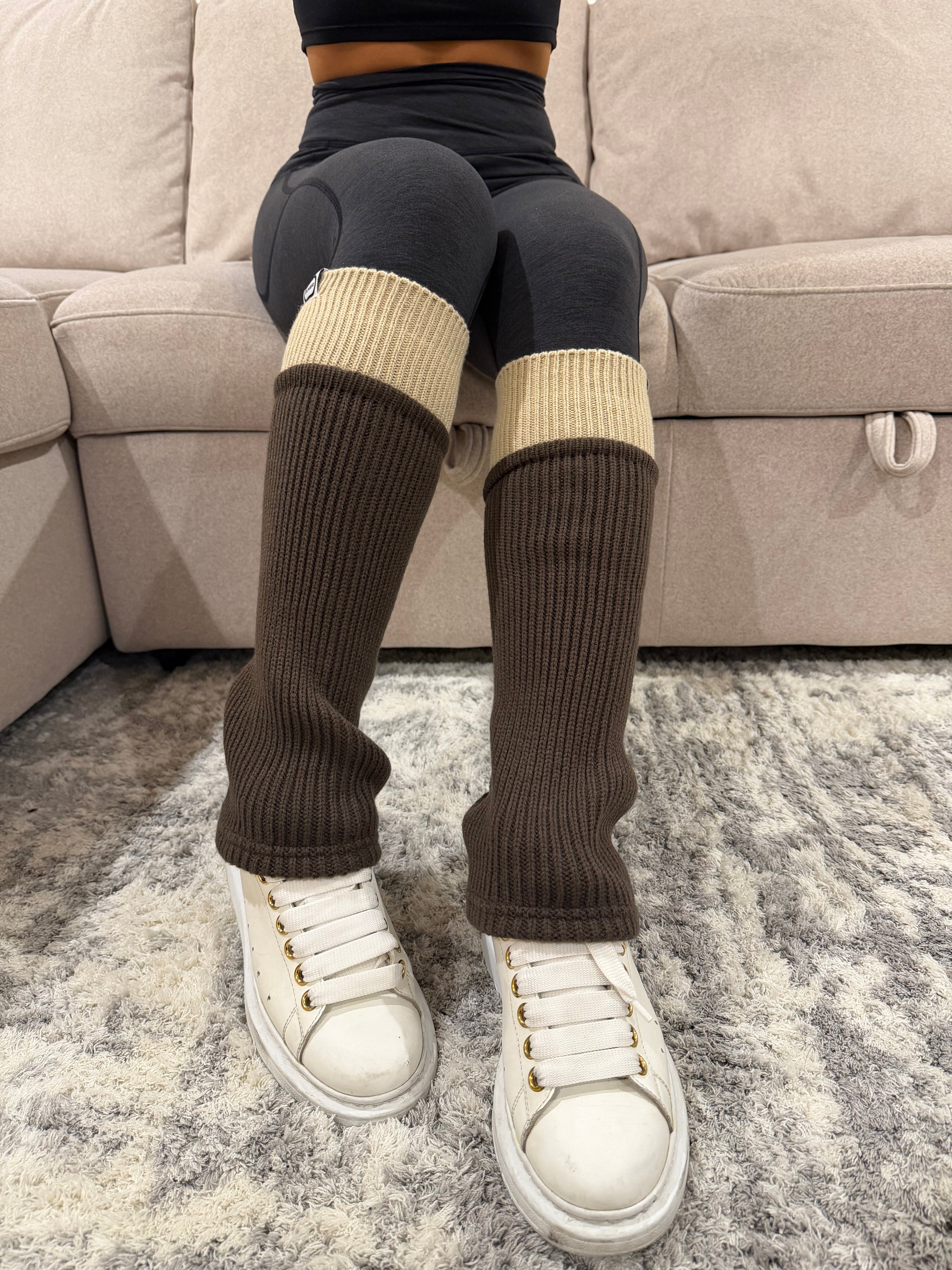 Refine Leg Warmer in Two Toned Oatmeal Coffee