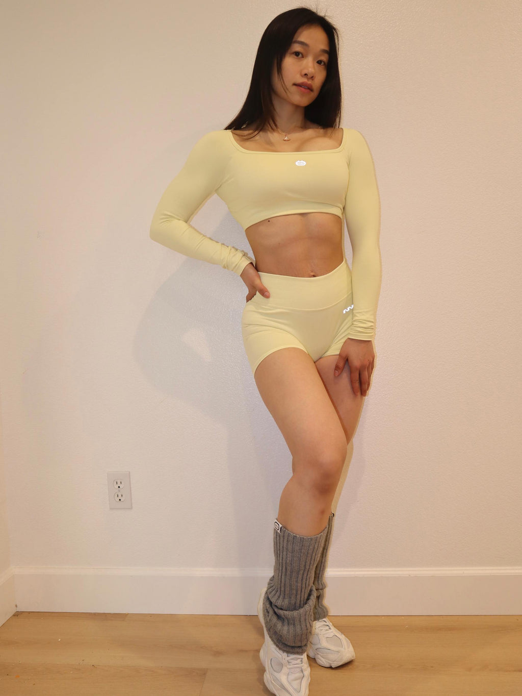 Open back Cropped Long-Sleeve in Brushed Gold