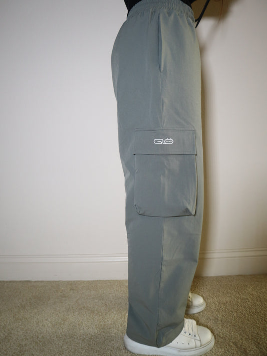 Oversized Cargo Pants in Light Jade