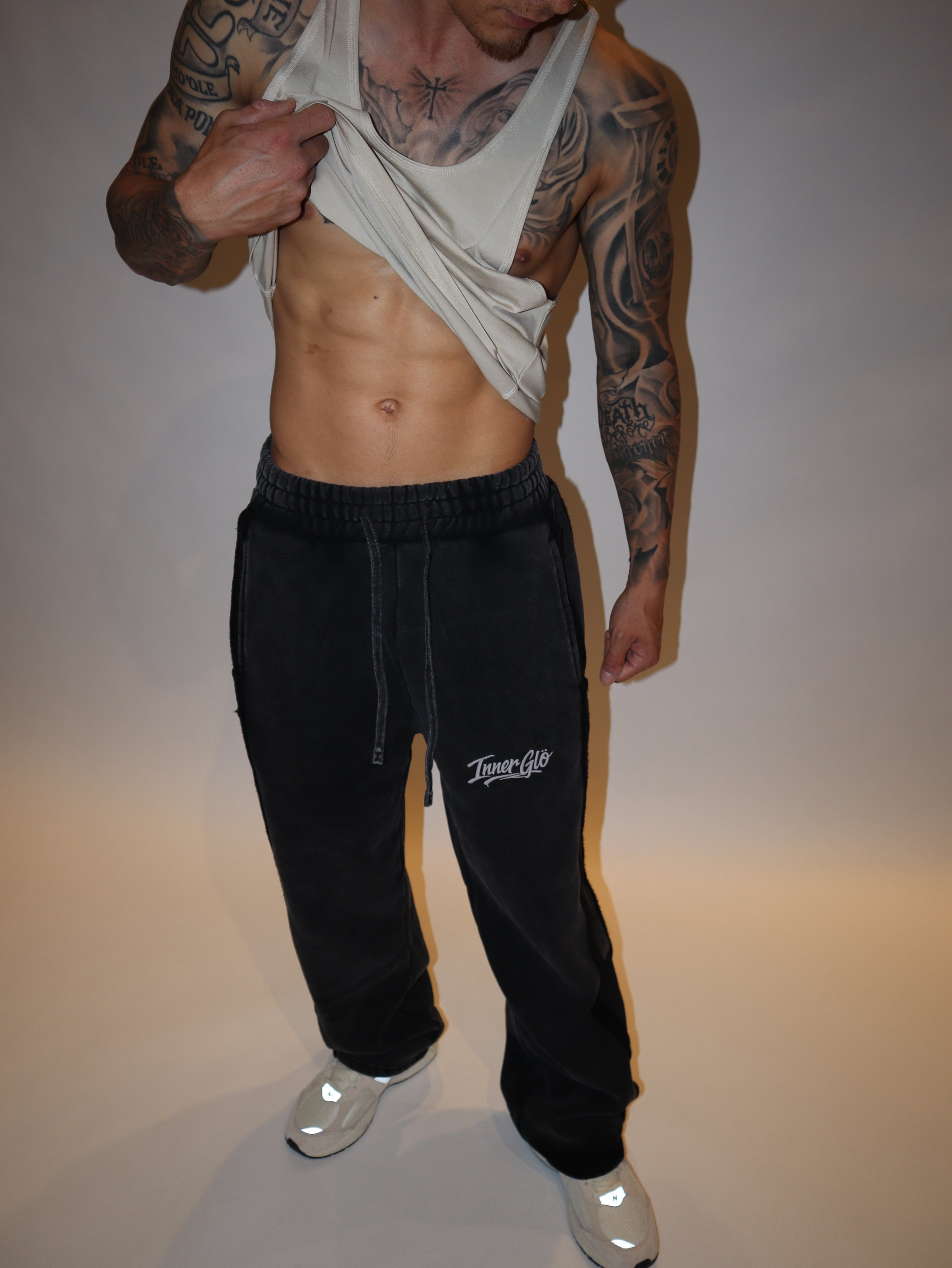 Straight Leg Sweats in Washed Black