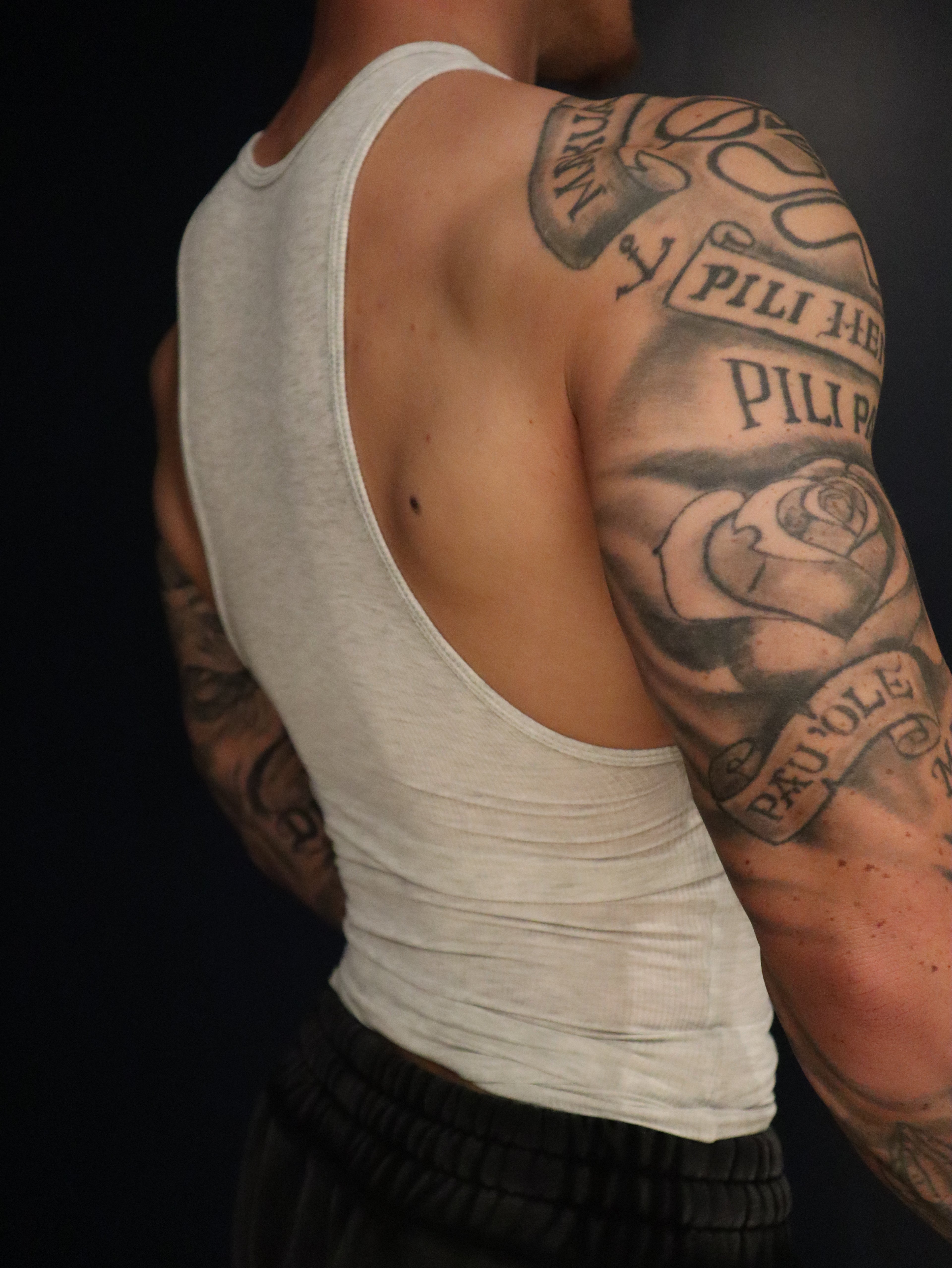 Fitted Ribbed Tank in Heather Grey