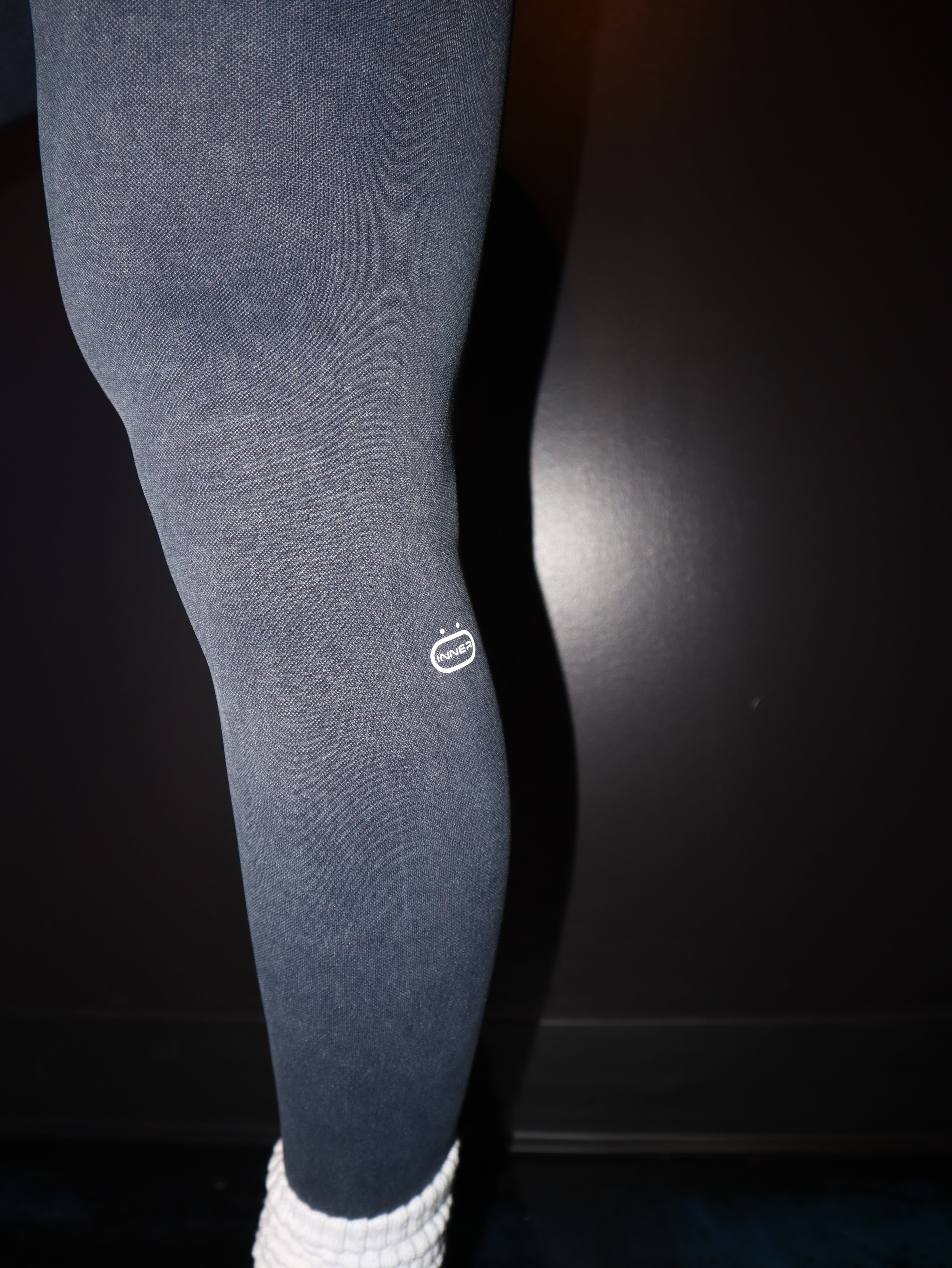 Refine Seamless Leggings in Washed Black