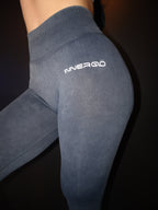 Refine Seamless Leggings in Washed Black