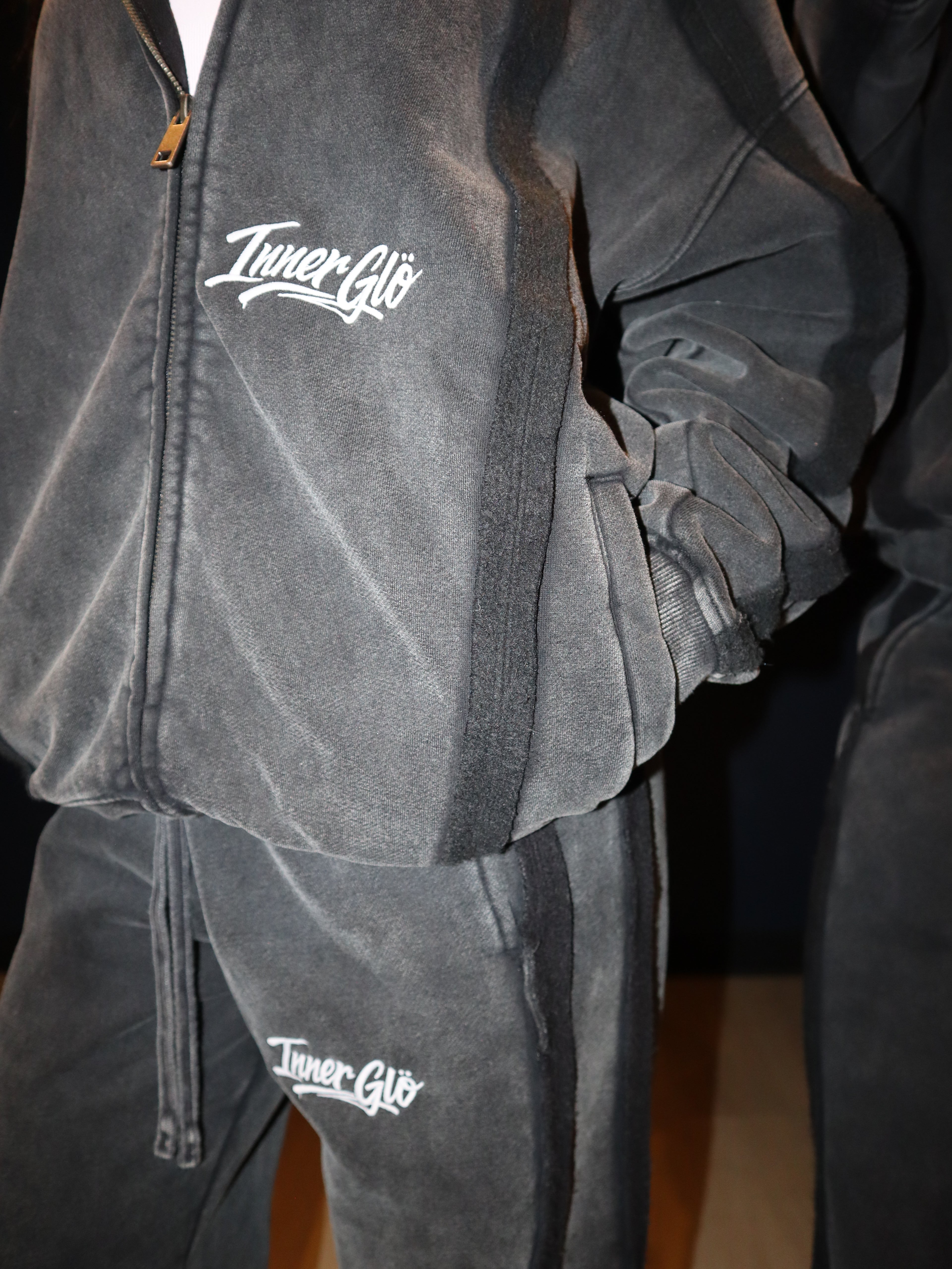 Full Zip Hoodie in Washed Black