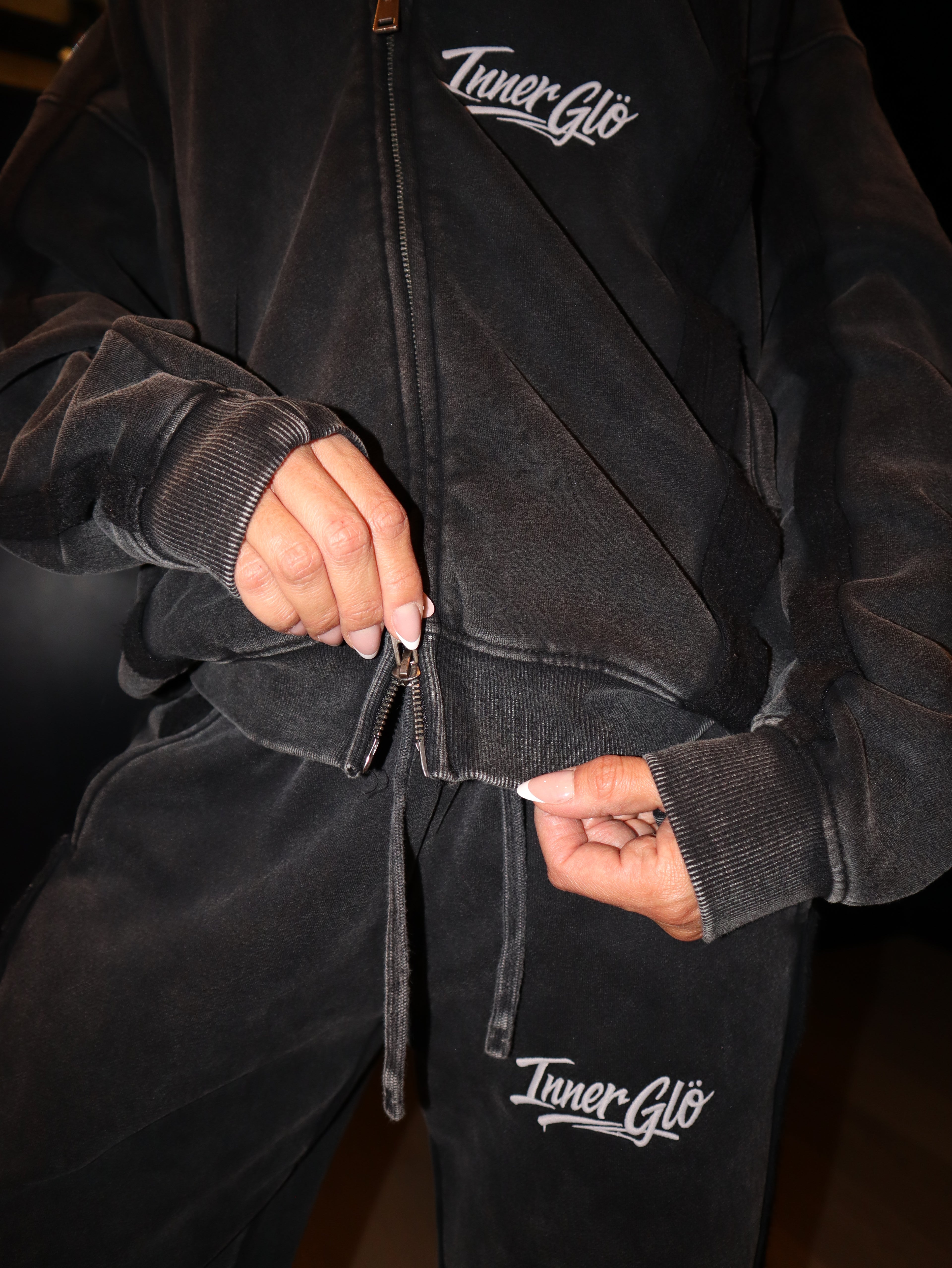 Full Zip Hoodie in Washed Black