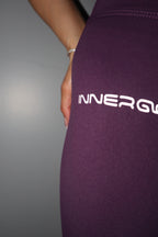 V-Back Seamless Contour Leggings in Deep Purple