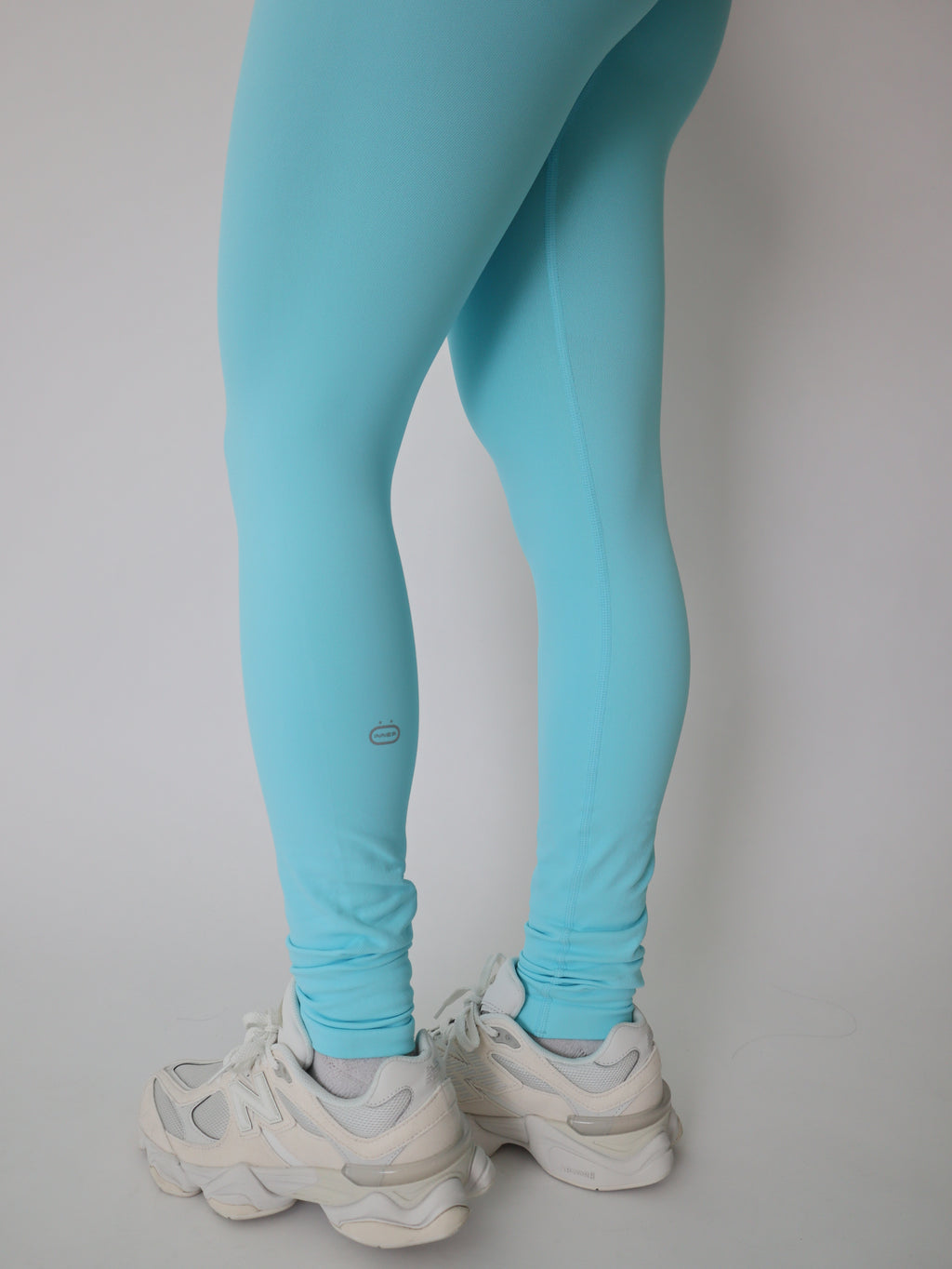 Glö Contour Legging in Neon Blueberry Cream