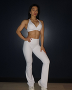 Within Contour Flare in Blanc