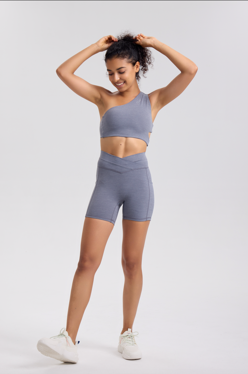 V Pocket Shorts in Space Grey