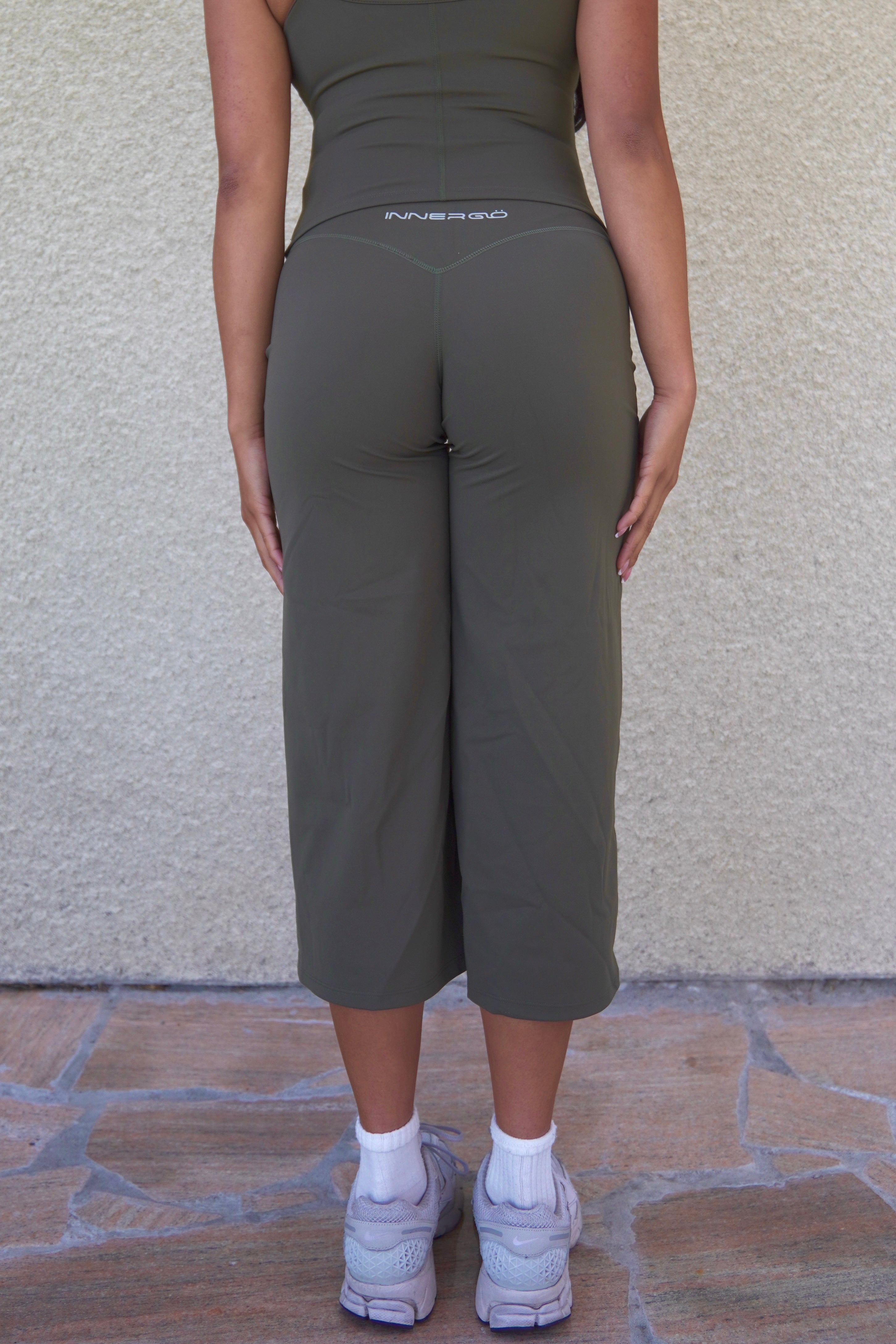Flow Capri in Olive Mist