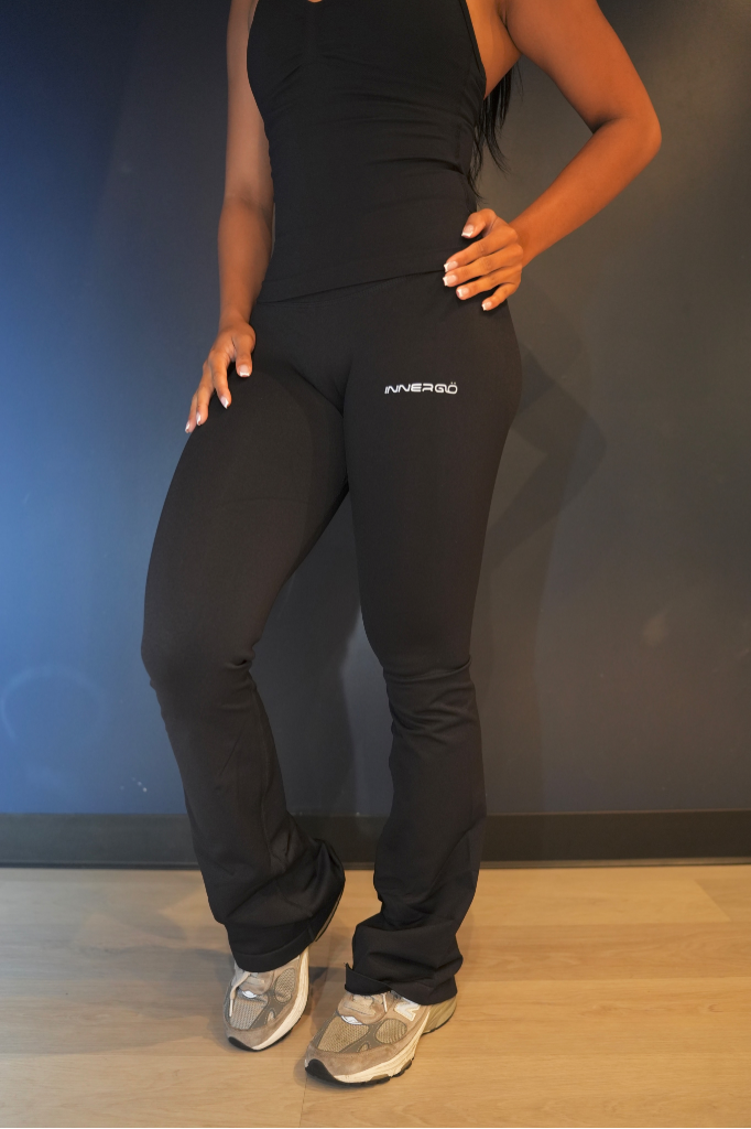 Glo Flare in Black