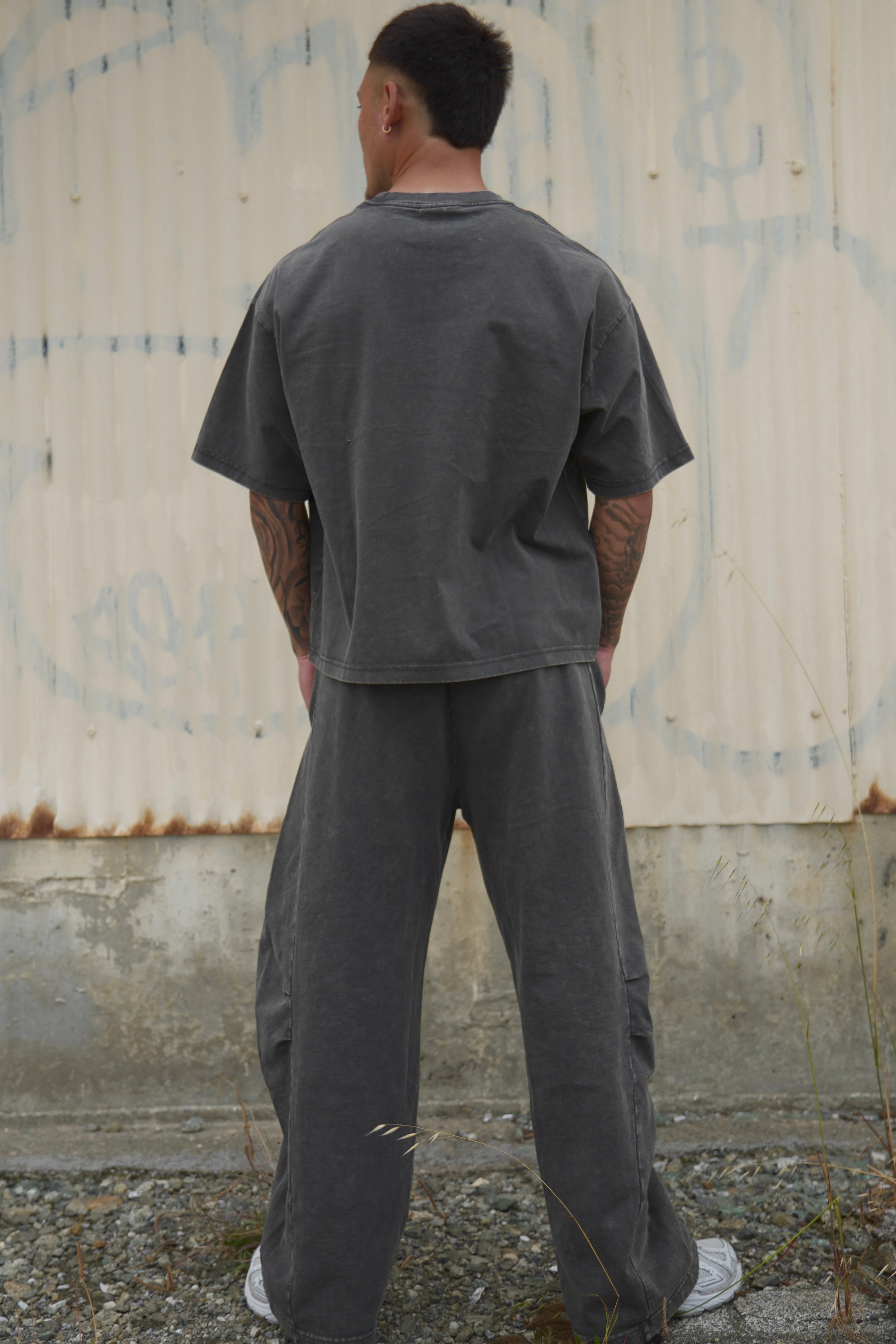 Barrel Pants in Dark Grey
