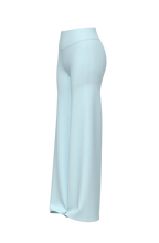 Invisible Scrunch Wide-Leg in Blueberry Cream