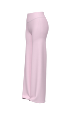 Invisible Scrunch Wide-Leg in Strawberry Shortcake