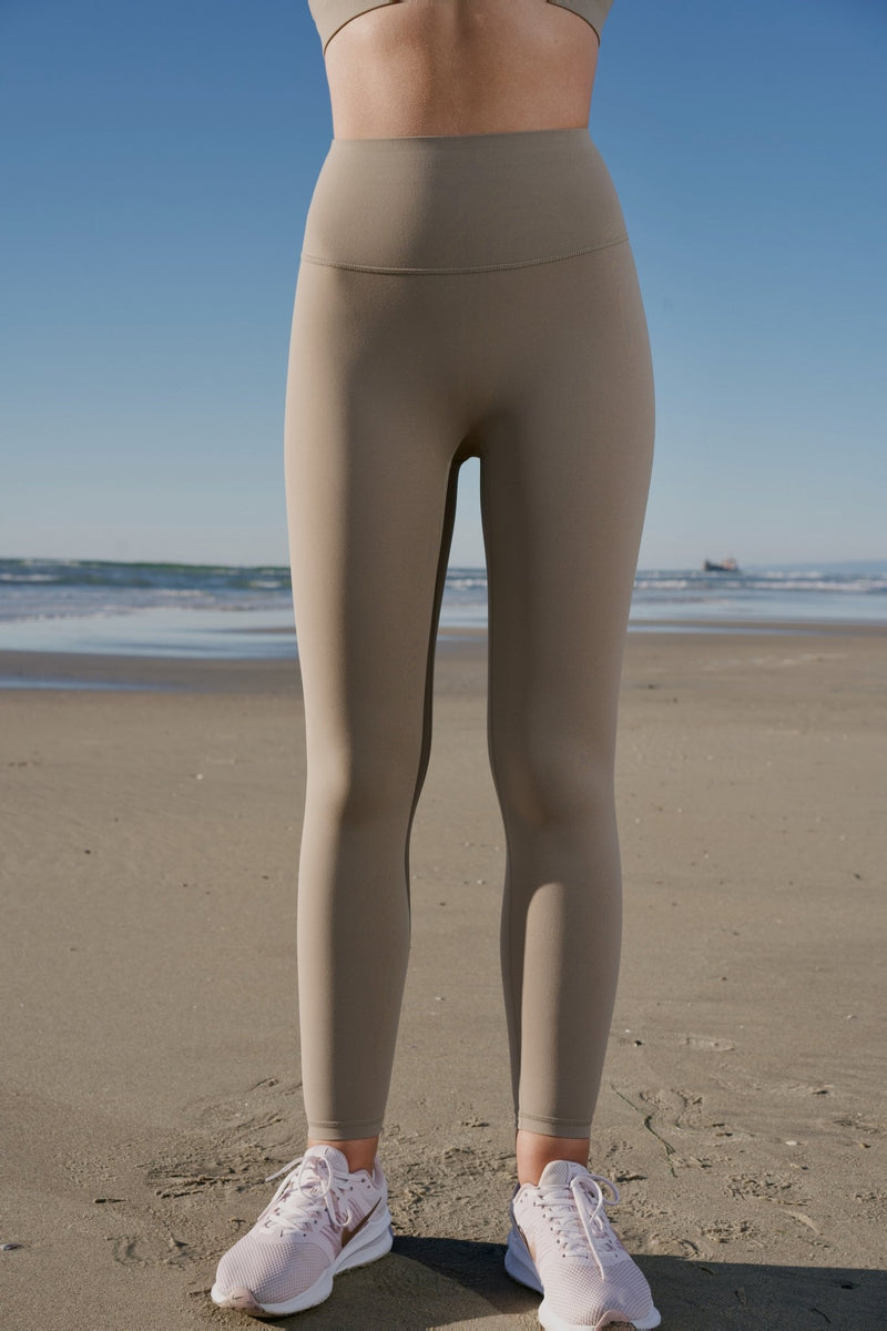 Sandscape Legging in Warm Sand - Inner Glö Apparel