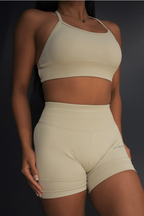 Glo Shorts in Off White