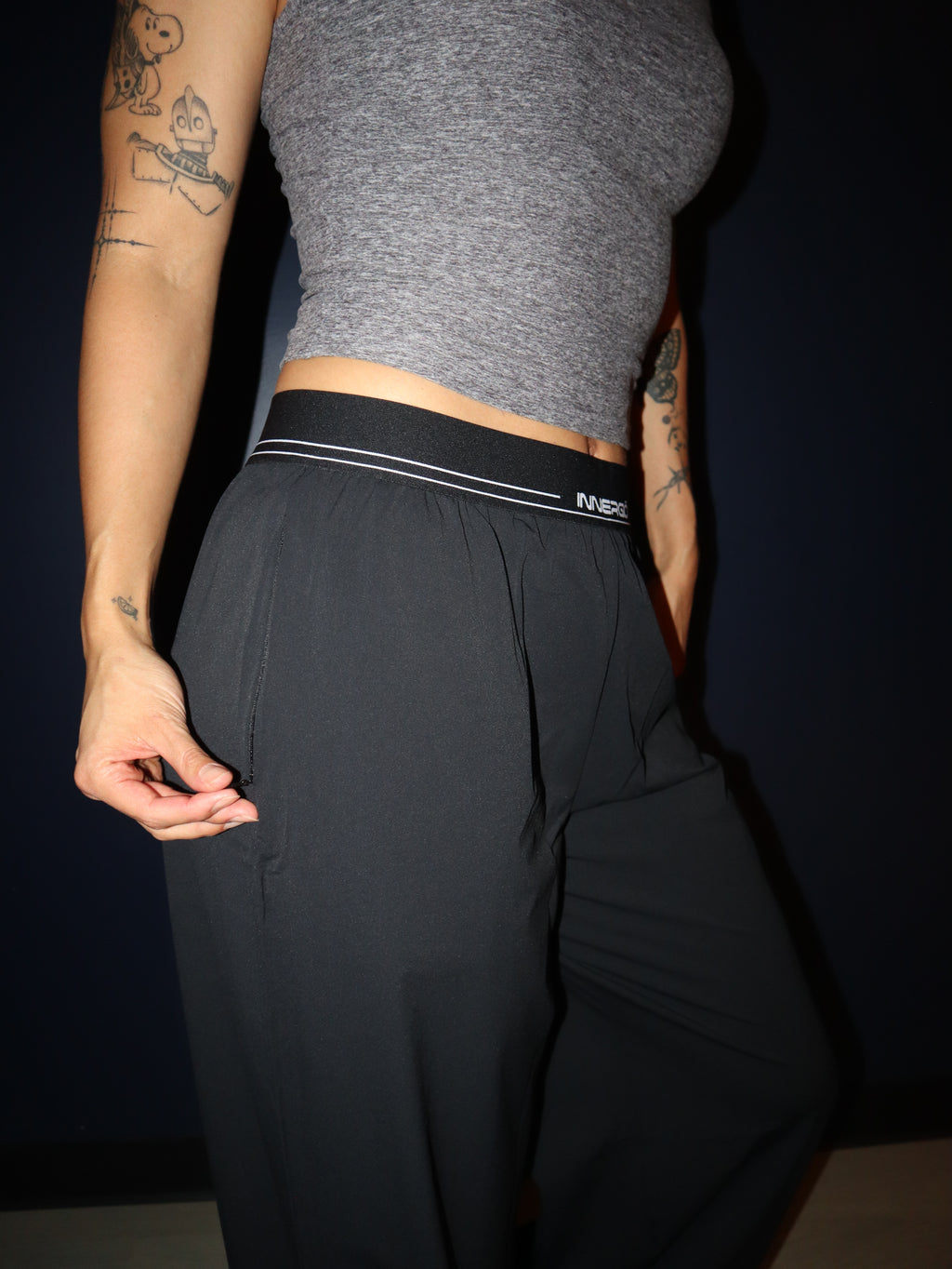 Sleek Pants in Black