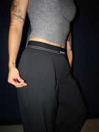 Sleek Pants in Black