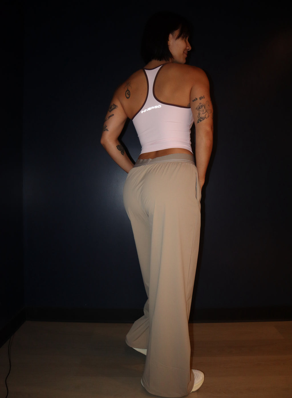 Sleek Pants in Light Khaki