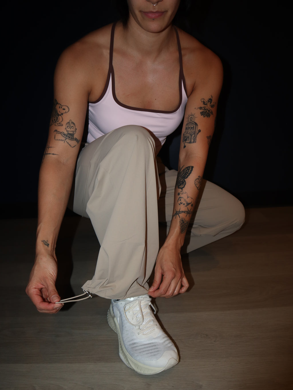 Sleek Pants in Light Khaki