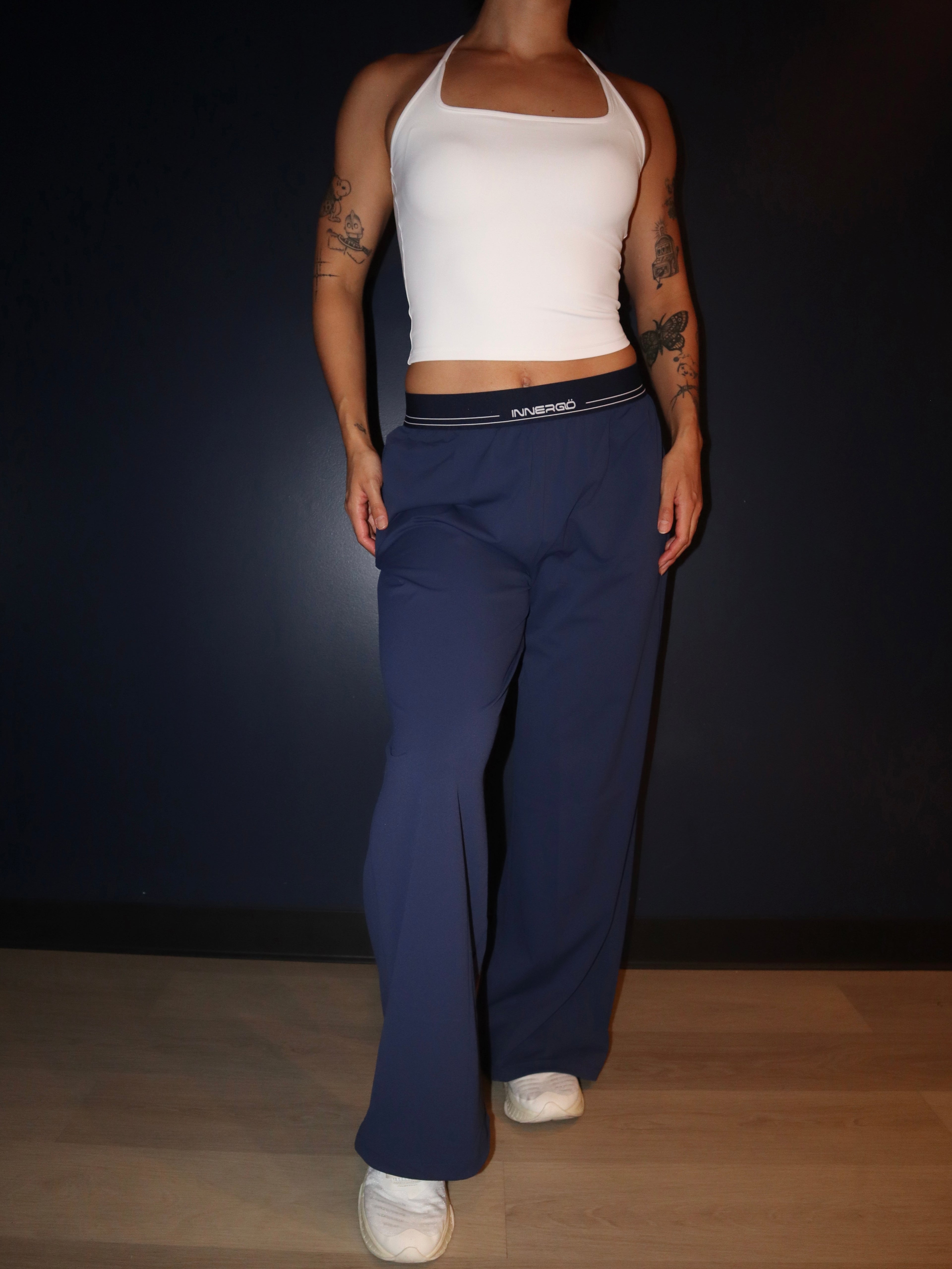 Sleek Pants in Navy Blue