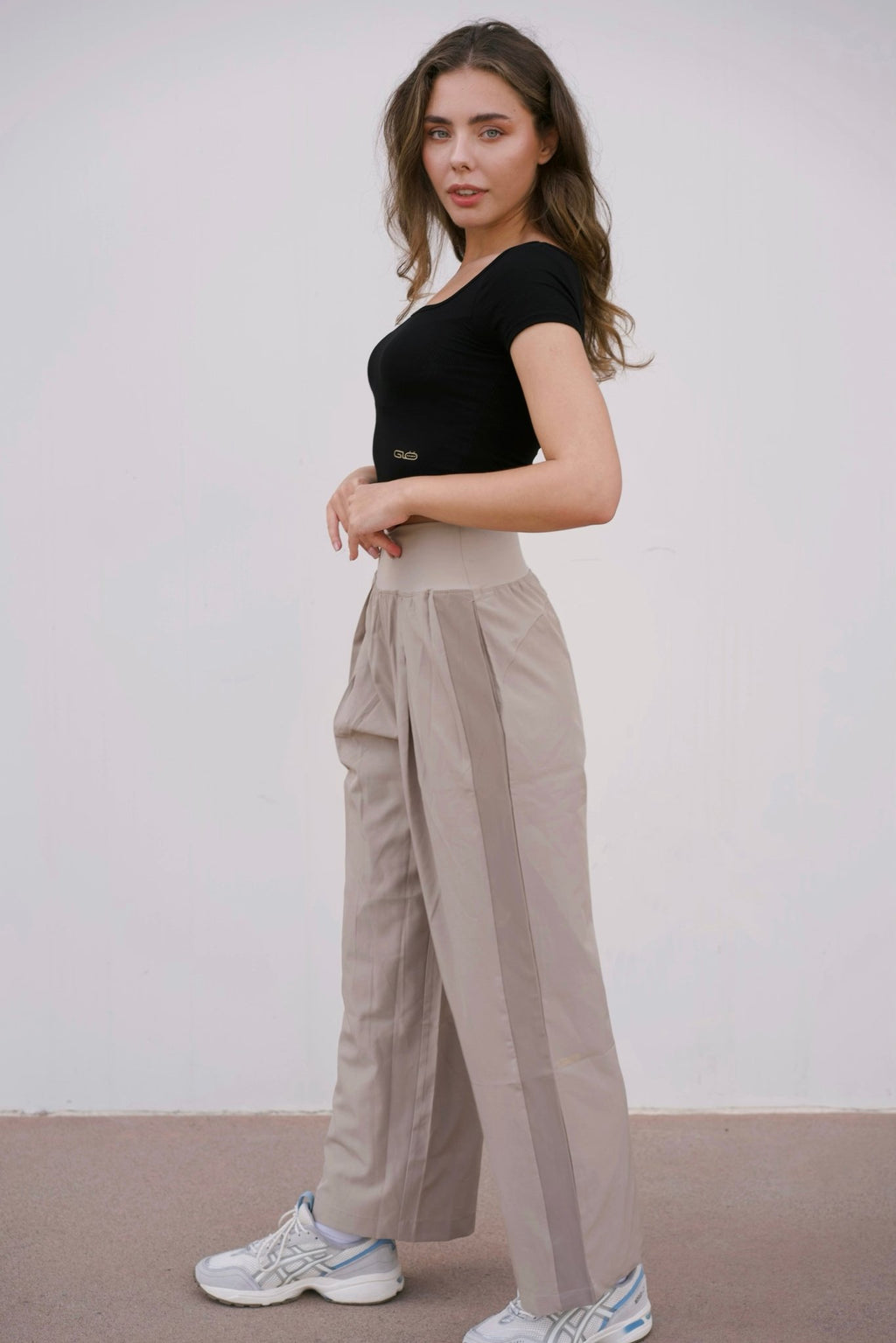 Square Neck Cropped Tee in Black - Inner Glö Apparel