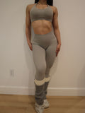 V-Back Leggings in Earl Grey