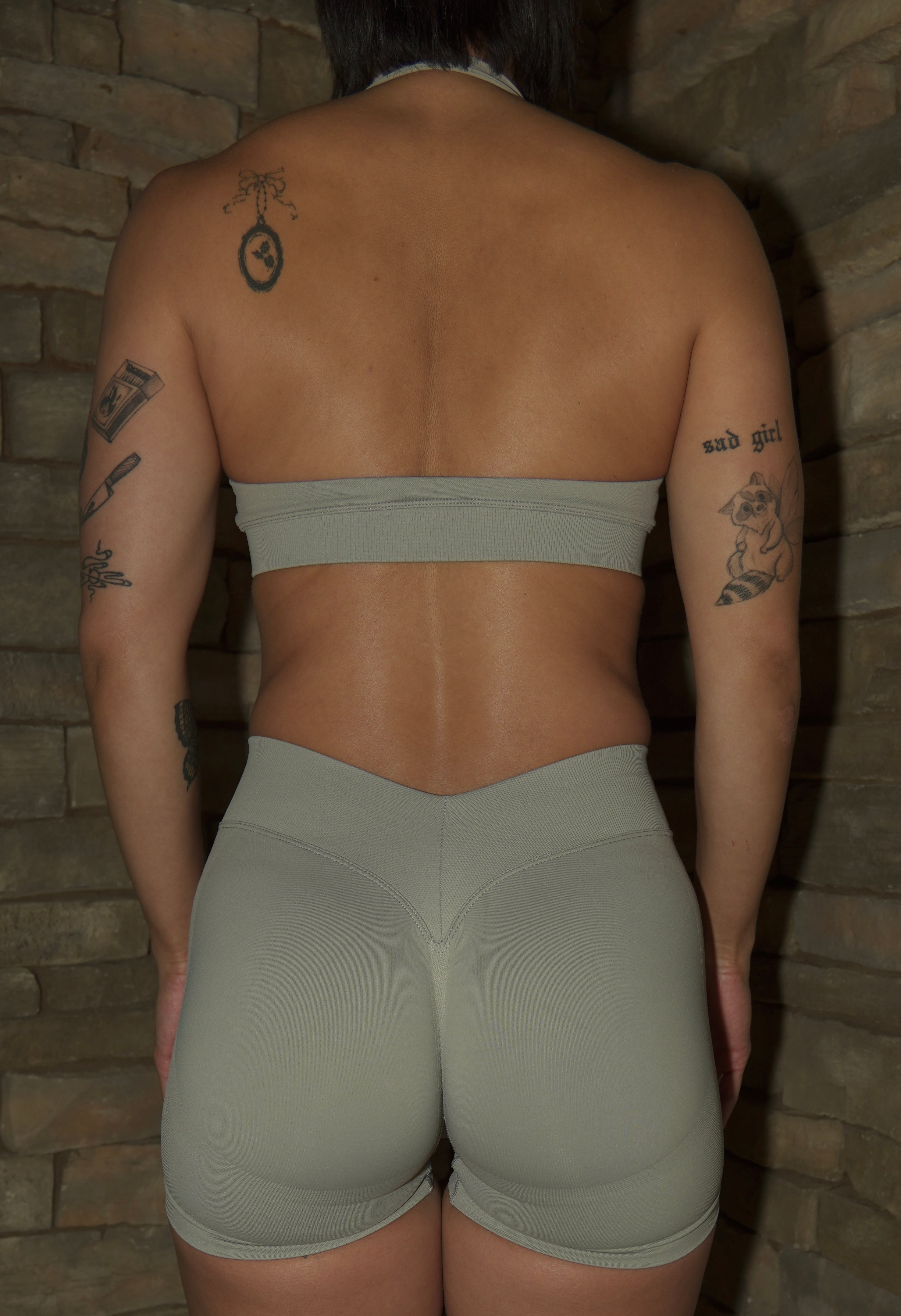 Classic Halter in Earl Grey